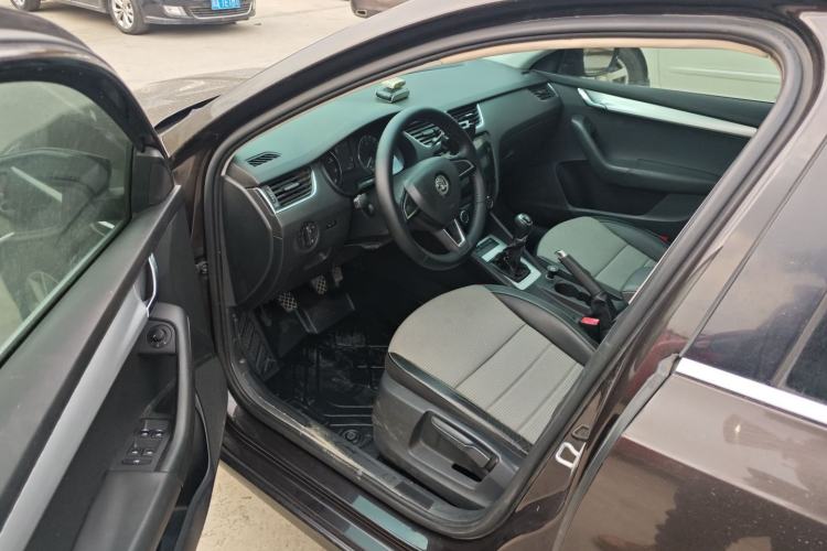 Used Skoda Octavia 2017 1.6L Manual Trend Edition