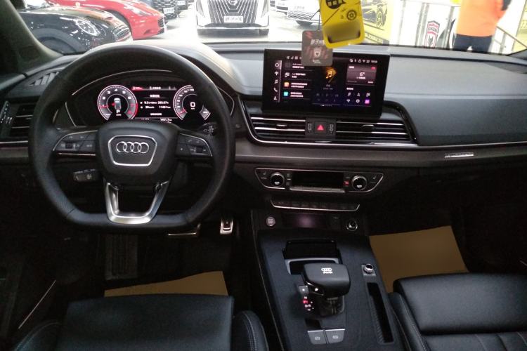 Used Audi Q5L 2025 quattro 45th Anniversary Edition 45 TFSI Luxury Dynamic Model