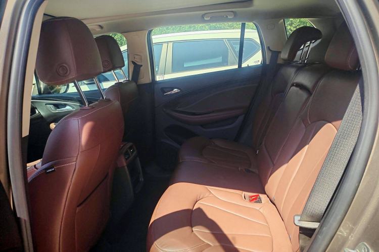 Used Buick Envision 2015 20T Two-Wheel-Drive Elite Model
