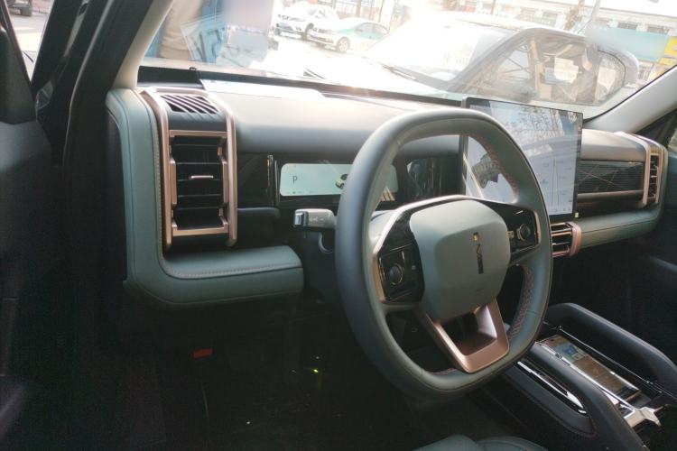 Used  03 2024 472km Four-Wheel Drive Long-Range Version
