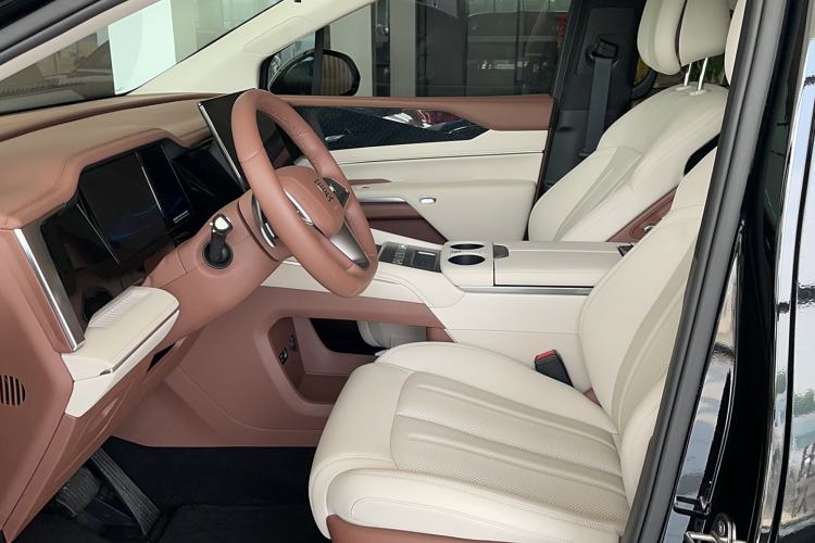 Used BYD Xia 2025 DM-i 1.5T 180km Beyond Edition
