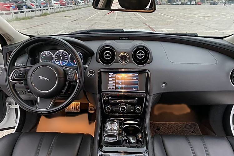 Used Jaguar XJ 2015 XJL 3.0 SC Elegant Business 80th Anniversary Limited Edition
