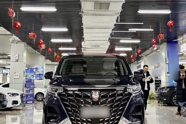 Used Roewe iMAX8 2023 400TGI Comfort Edition
