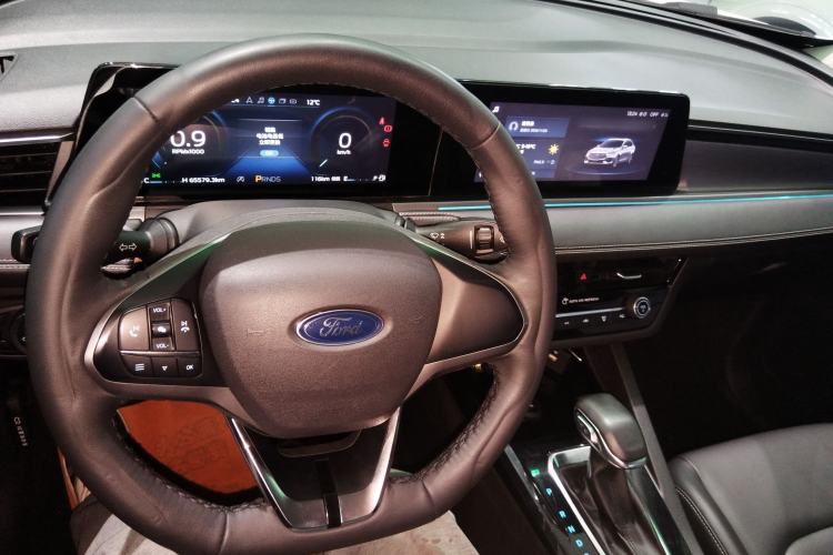 Used Ford Escort 2021 1.5L Automatic Diamond Edition
