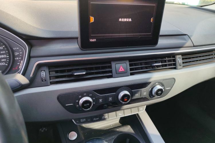 Used Audi A4L 2018 30th Anniversary Edition 40 TFSI Trendy Model
