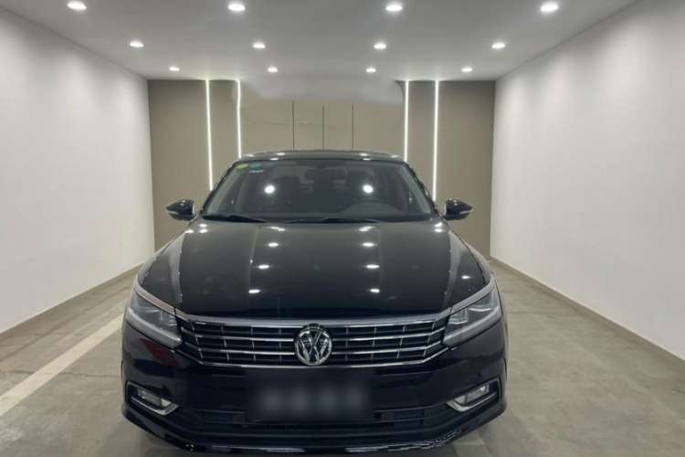 Used Volkswagen Passat 2017 330TSI DSG Luxury Edition
