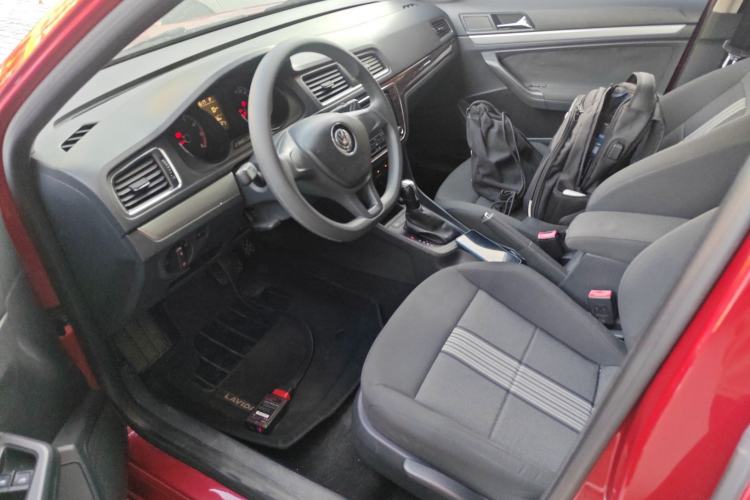 Used Volkswagen Gran Lavida 2015 1.6L Automatic Fashion Edition
