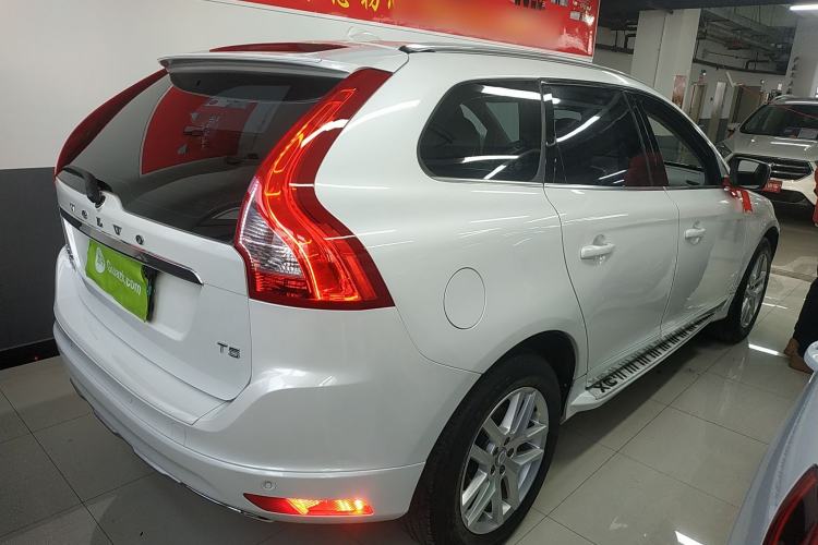 Used Volvo XC60 2017 T5 Smart Upgrade Edition