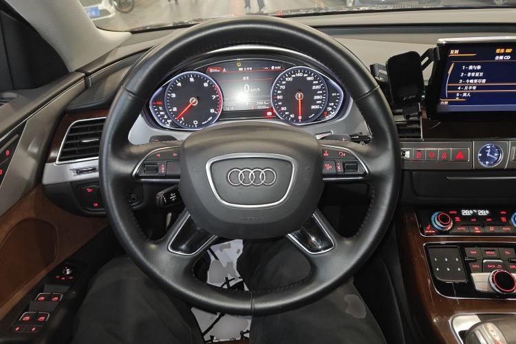 Used Audi A8 2014 A8L 45 TFSI quattro Comfort model
