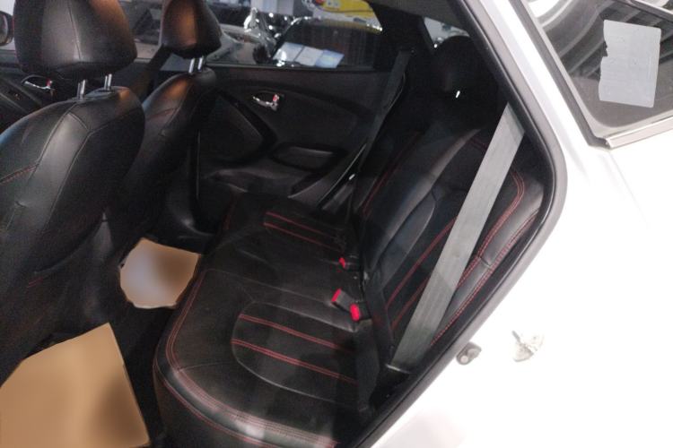 Used Hyundai ix35 2015 2.0L Automatic 2WD Comfort Edition China V Standard