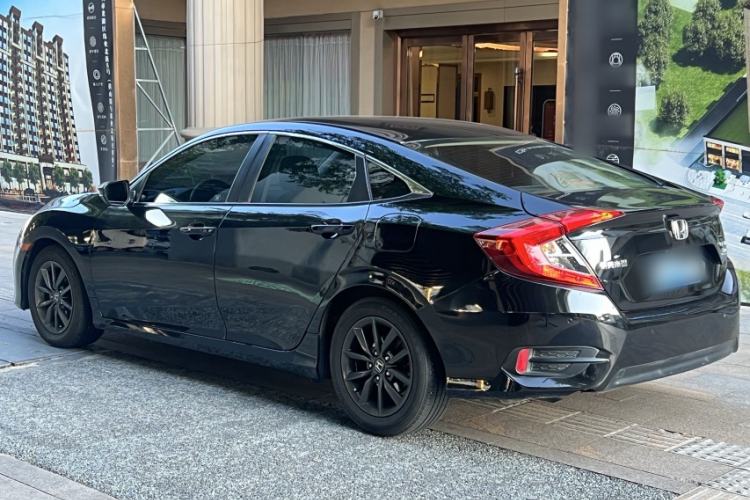 Used Honda Civic 2016 220TURBO CVT Luxury Edition
