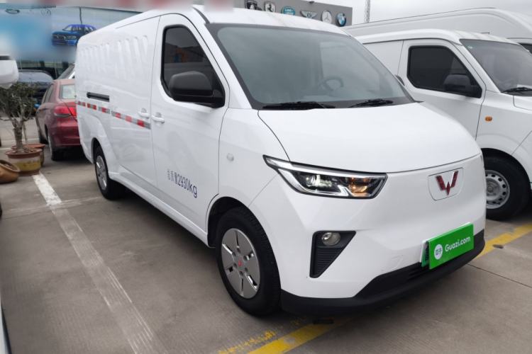 Used Wuling Yangguang 2024 300km Comfort Version with Sealed Windows 60kW