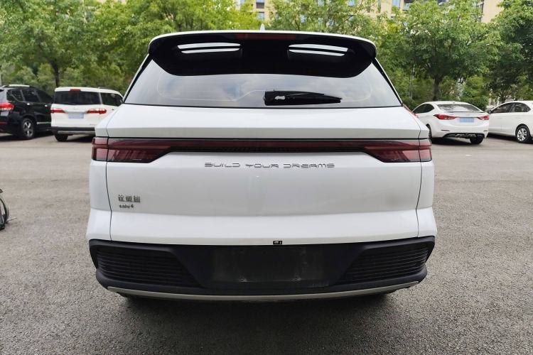 Used BYD Song Pro New Energy 2024 HONOR Edition DM-i 71KM Navigation Model
