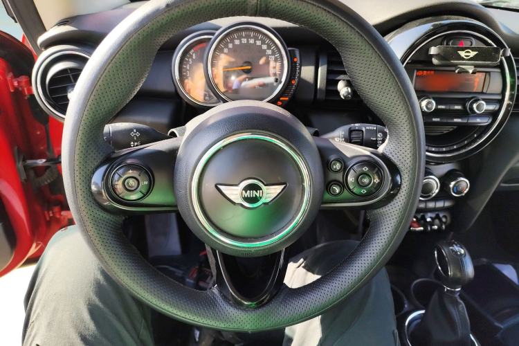 Used  MINI 2016 1.2T ONE Pioneer Edition
