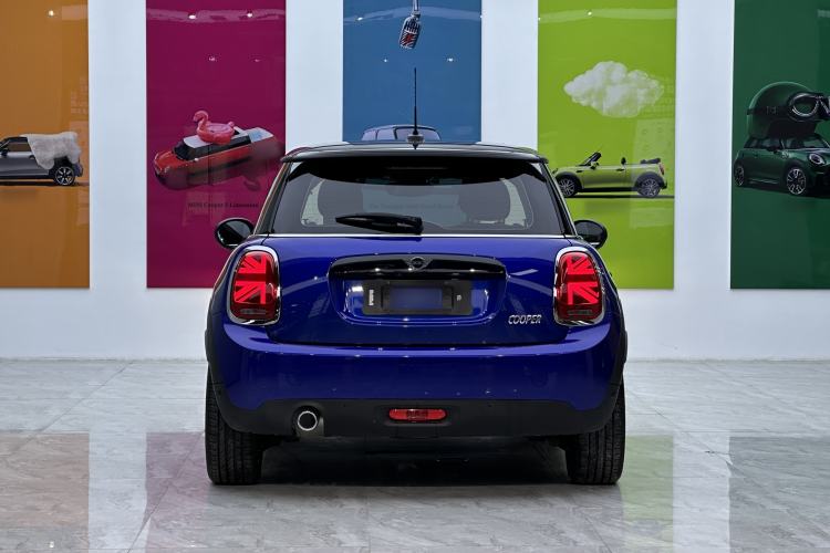 Used MINI MINI 2018 1.5T COOPER Artist