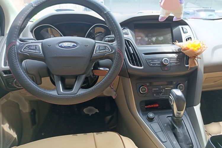 Used Ford Focus 2015 Sedan EcoBoost 180 Automatic Elite Model