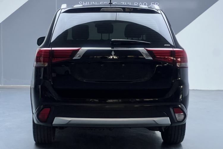 Used Mitsubishi Outlander 2016 2.4L 4x4 Elite Edition 5 Seats
