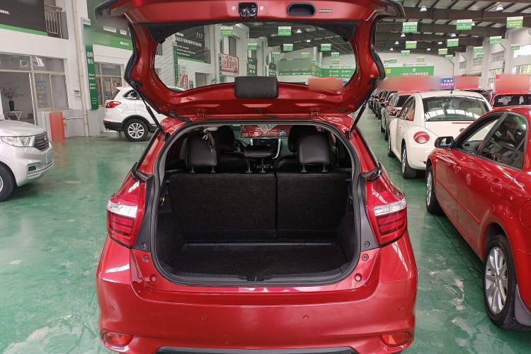 Used Toyota YARiS L 2019 1.5E CVT Dynamic Edition China VI compliant
