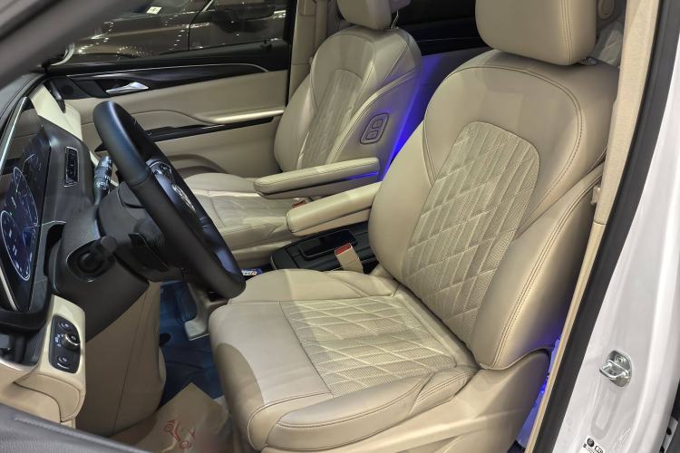 Used Buick GL8 2023 ES Lu Zun Flagship Model
