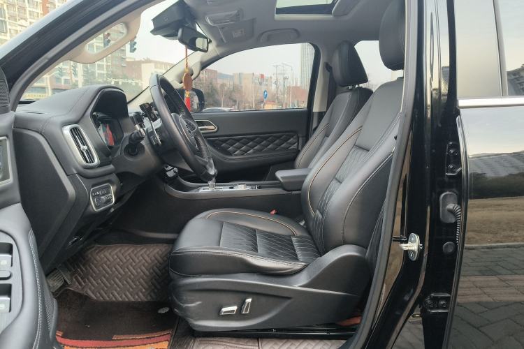 Used Great Wall Poer 2021 2.0T Global Version Automatic Diesel 4x4 Comfort Trim Standard Box GW4D20M
