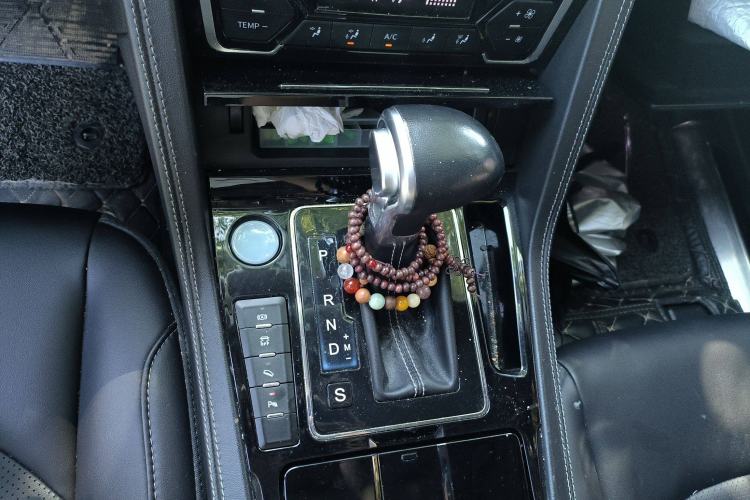 Used Zotye Domy X7 2017 Upgraded Edition 1.8T DCT Huashan Model
