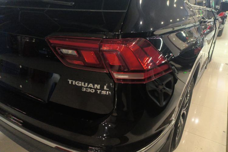 Used Volkswagen Tiguan L 2018 330TSI Automatic Two-Wheel Drive Luxury Edition
