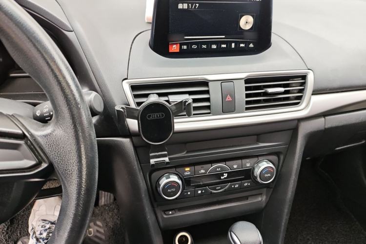 Used Mazda Mazda 3 Axela 2017 Sedan 1.5L Automatic Luxury Model Emission Standard China V
