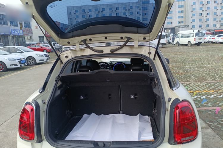 Used  MINI 2015 2.0T COOPER S Five-Door Edition