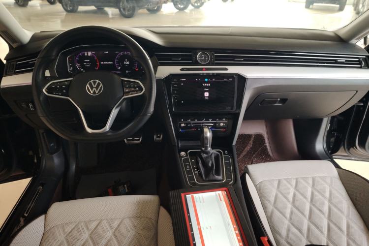 Used Volkswagen Magotan 2023 2 Million Units Commemorative Edition 330TSI DSG Luxury Version
