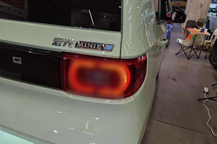 Used Wuling Hongguang MINIEV 2022 Macaron Premium Model – Lithium Iron Phosphate
