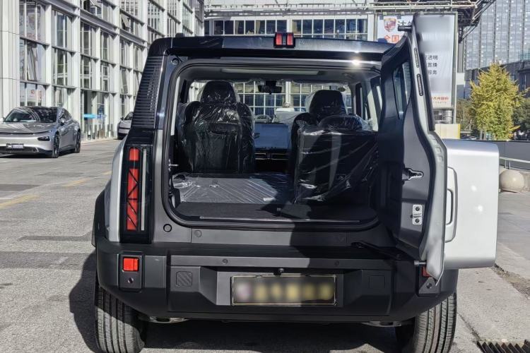 Used  03 2024 501km Two-Wheel Drive Long-Range Version
