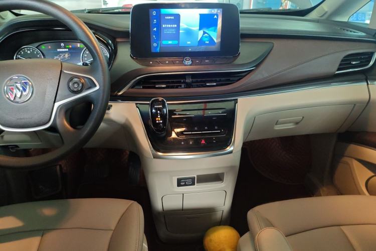 Used Buick GL8 2023 Land Executive Class Comfort Model
