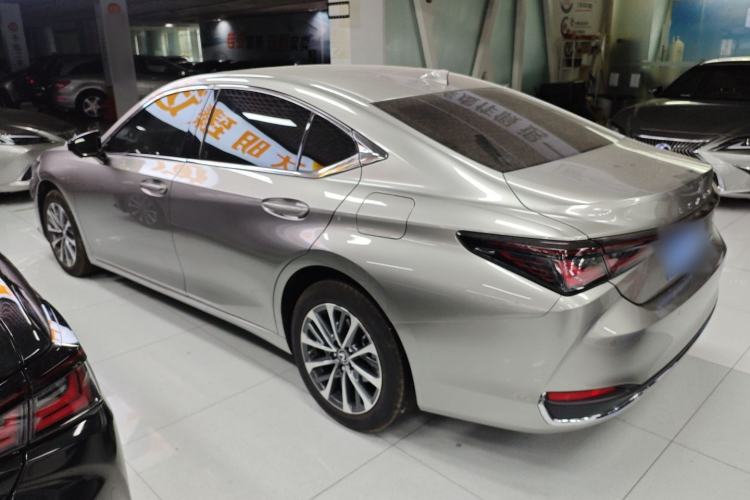 Used Lexus ES 2025 200 Premium Edition