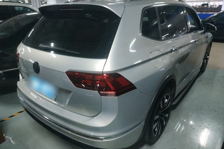 Used Volkswagen Tiguan L 2019 330TSI Automatic Two-Wheel Drive R-Line Flagship Model China VI Standard