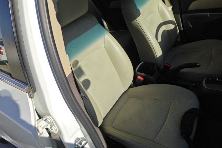 Used Chevrolet Cruze 2015 1.5L Classic SE AT
