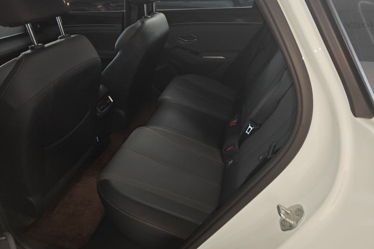 Used BYD Qin L 2024 DM-i 120KM Beyond Model
