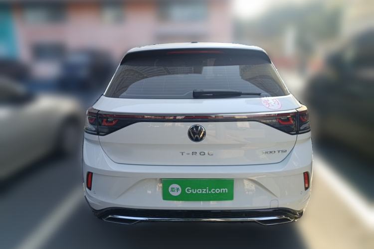 Used Volkswagen T-ROC 2023 300TSI DSG Two-Wheel-Drive Chen Guang Edition
