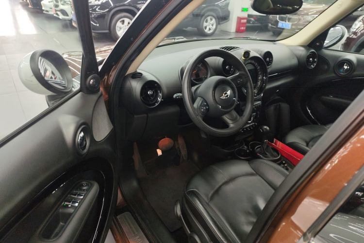 Used  Countryman 2014 1.6L COOPER Excitement
