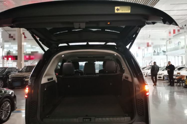 Used Land Rover Discovery 2017 3.0 SC V6 S