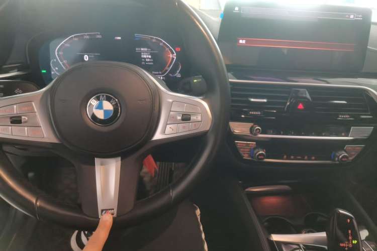 Used BMW 5 Series 2021 Updated Version 525Li Luxury Package
