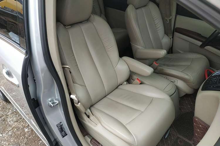 Used Buick GL8 2014 3.0L GT Luxury Business Haoya Edition
