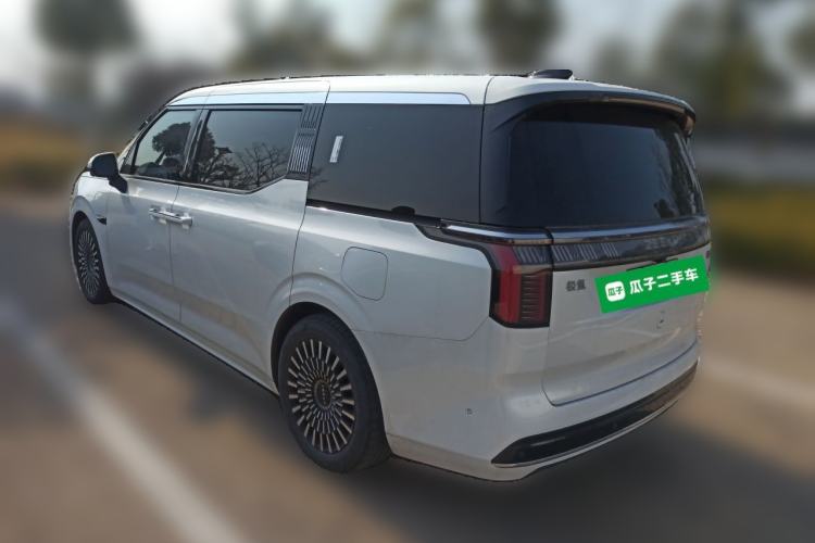 Used Zeekr 009 2022 WE Edition
