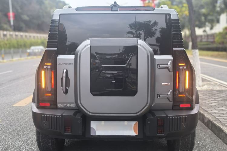 Used JETOUR Traveler 2023 2.0T All-Wheel Drive CrossPRO+
