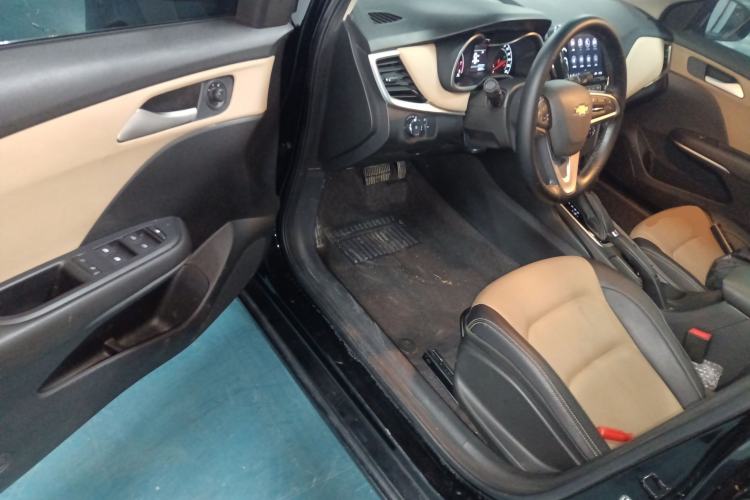 Used Chevrolet Monza 2022 320 Automatic Enjoyment Sunroof Version
