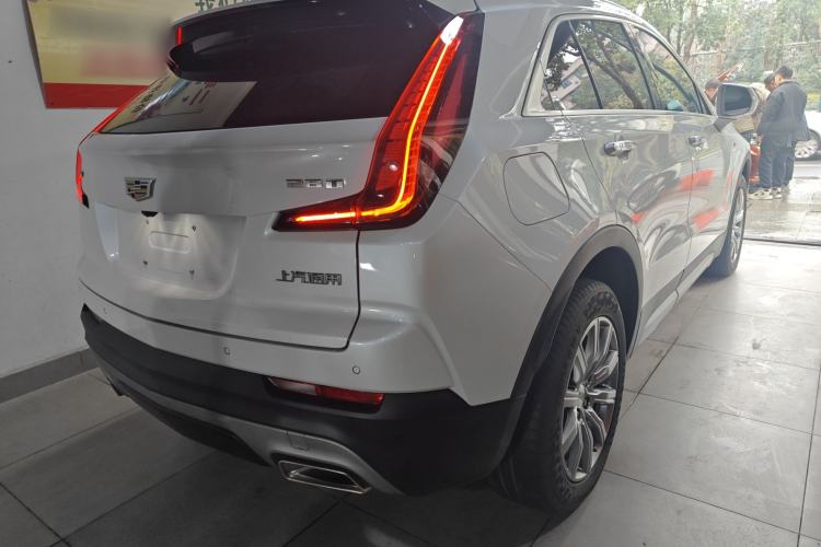 Used Cadillac XT4 2018 28T Two-Wheel Drive Leading Version
