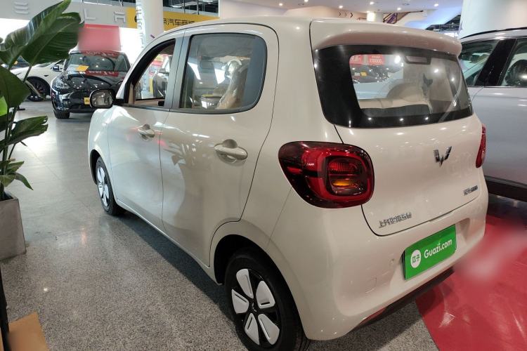 Used Wuling Hongguang MINIEV 2025 Four-Door Version Advanced Edition
