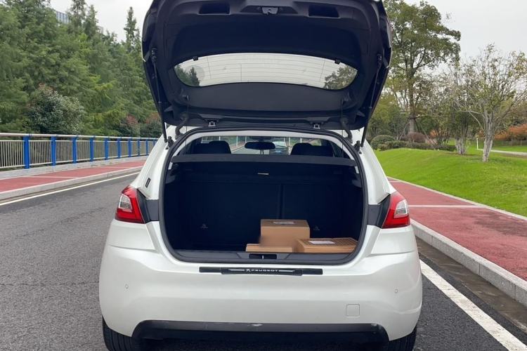 Used Peugeot 308S 2015 1.6T Automatic Jingchi Edition
