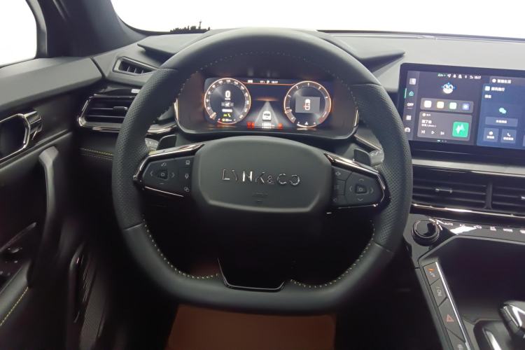 Used Lynk & Co 06 2023 Remix 1.5T Hero
