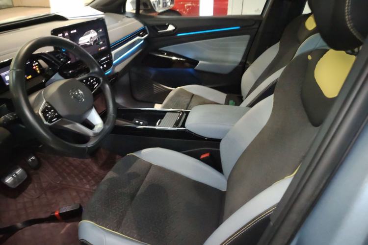 Used Volkswagen ID.4 X 2021 Pro Smart Long-Range Edition
