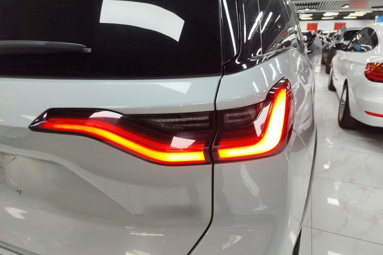 Used Nio ES8 2020 415 km Range 6-Seater Version
